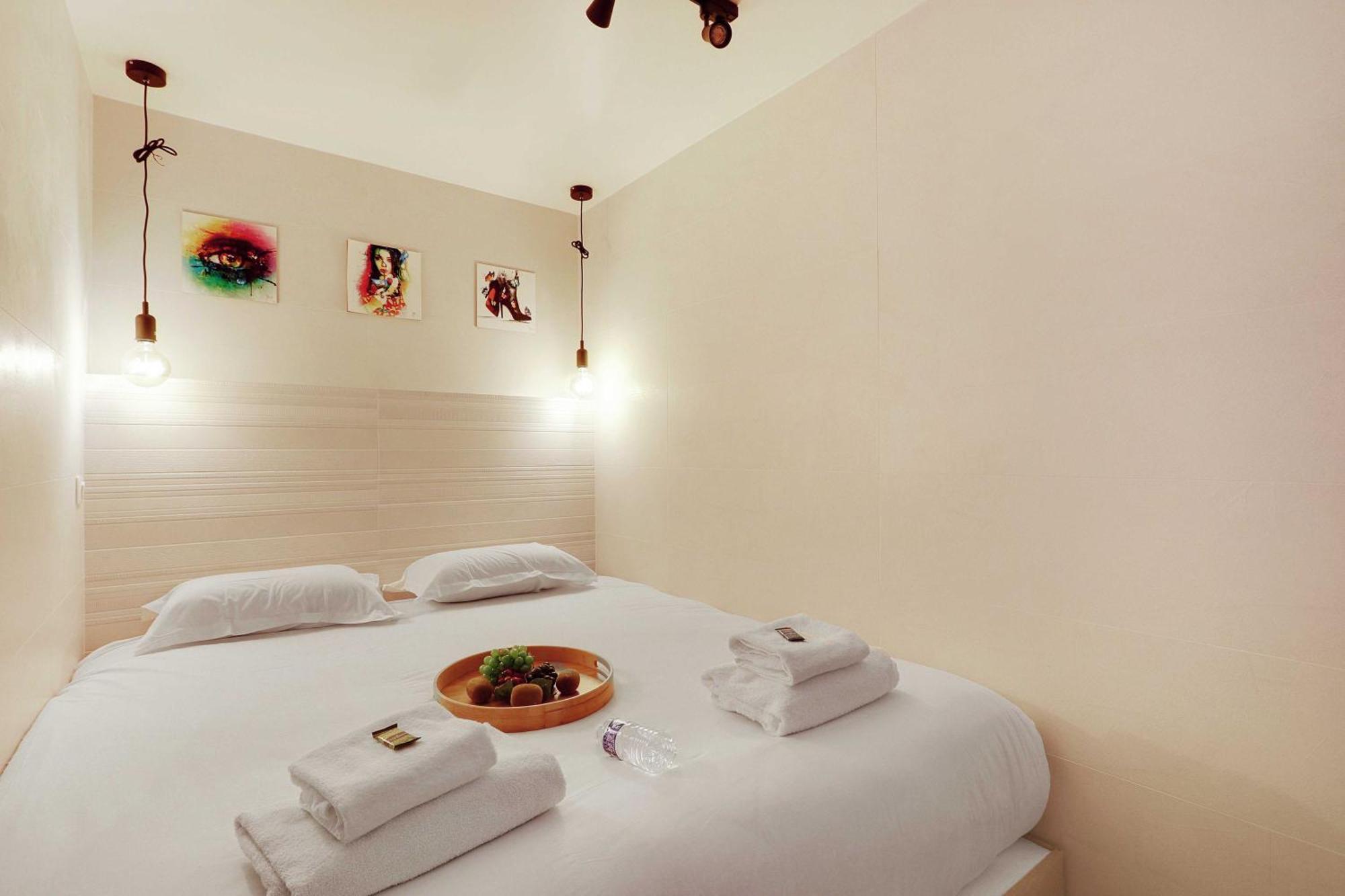 Intimate Apartment With Air Conditioner & Jacuzzi 2Br 6P Montmartre باريس المظهر الخارجي الصورة