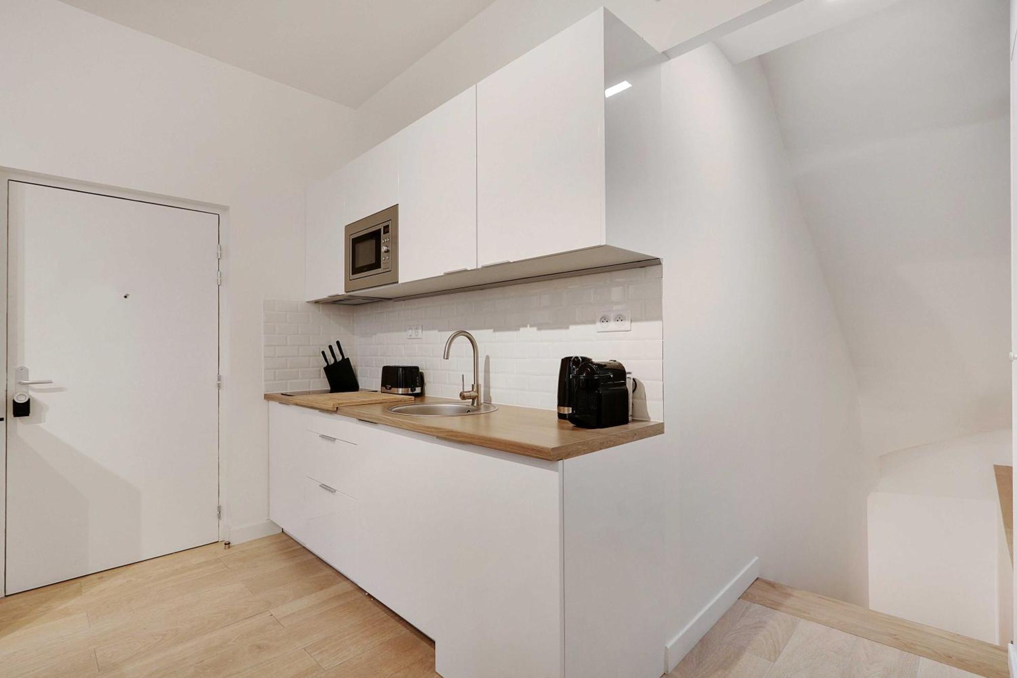 Intimate Apartment With Air Conditioner & Jacuzzi 2Br 6P Montmartre باريس المظهر الخارجي الصورة
