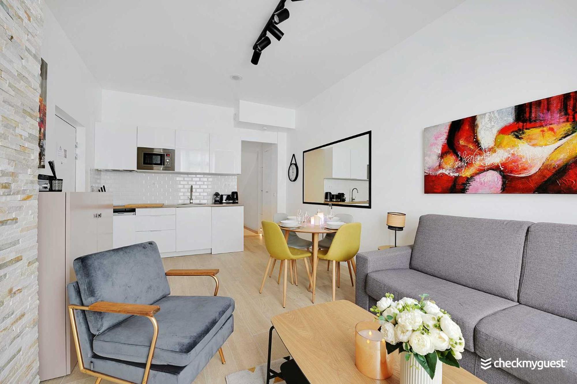 Intimate Apartment With Air Conditioner & Jacuzzi 2Br 6P Montmartre باريس المظهر الخارجي الصورة
